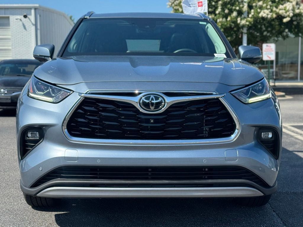 2024 Toyota Highlander Platinum