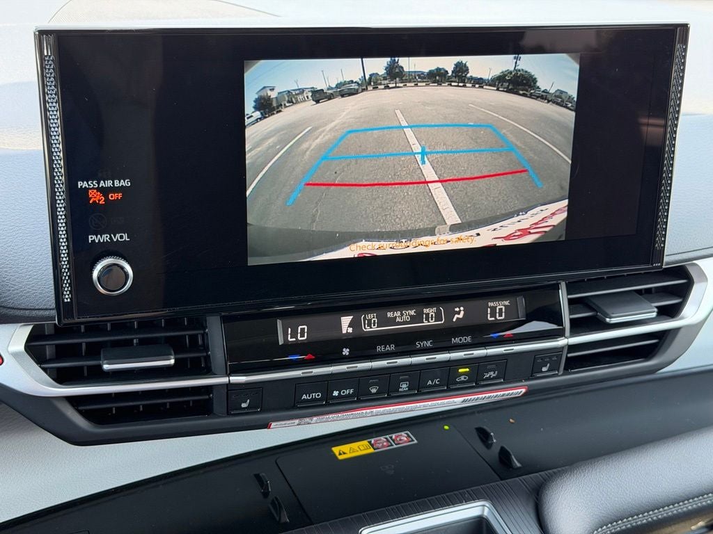 2026 Toyota Sienna XLE 8 Passenger