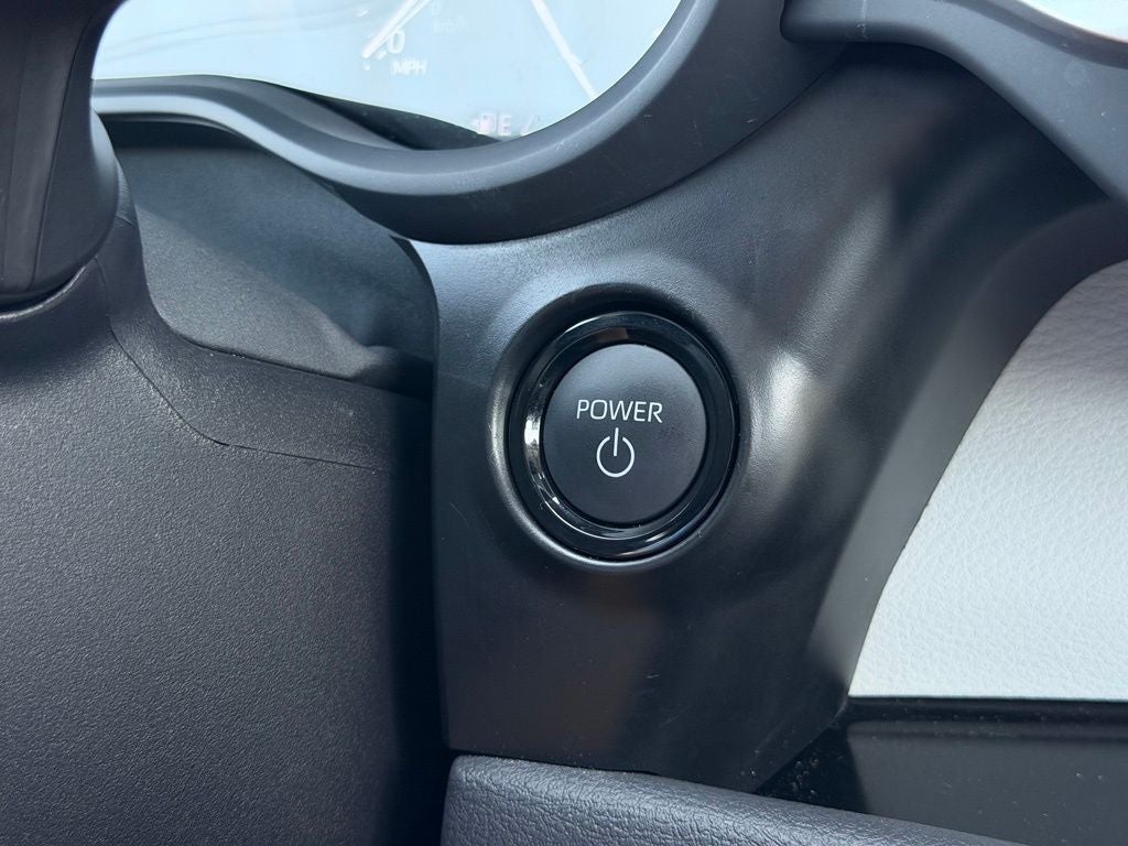 2026 Toyota Sienna XLE 8 Passenger