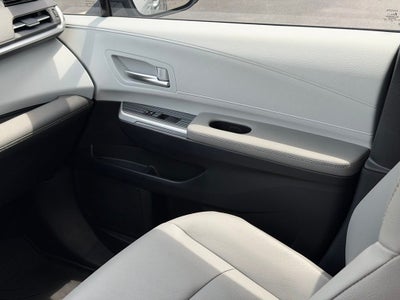 2025 Toyota Sienna XLE 8 Passenger