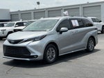 2025 Toyota Sienna XLE 8 Passenger
