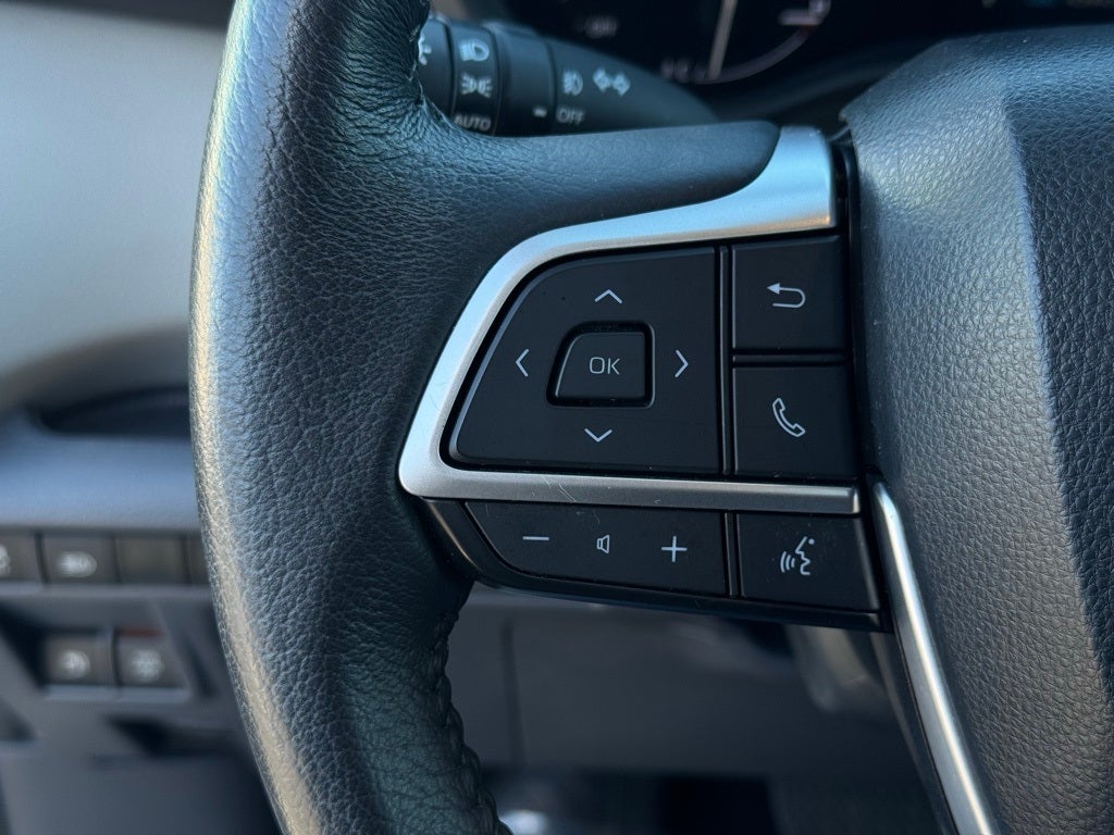 2023 Toyota Sienna XLE 7 Passenger