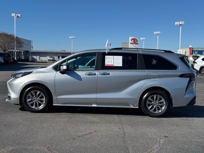 2023 Toyota Sienna XLE 7 Passenger