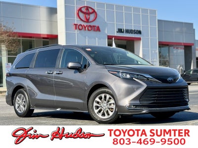 2024 Toyota Sienna XLE