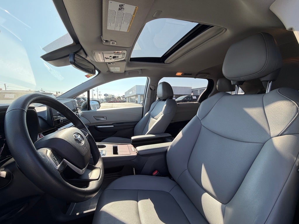 2024 Toyota Sienna XLE