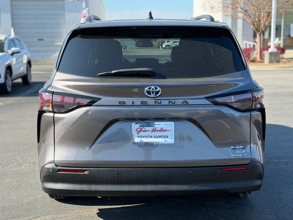 2024 Toyota Sienna XLE
