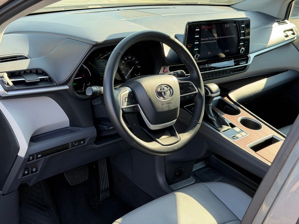 2024 Toyota Sienna XLE