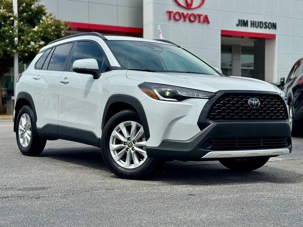 2024 Toyota Corolla Cross LE