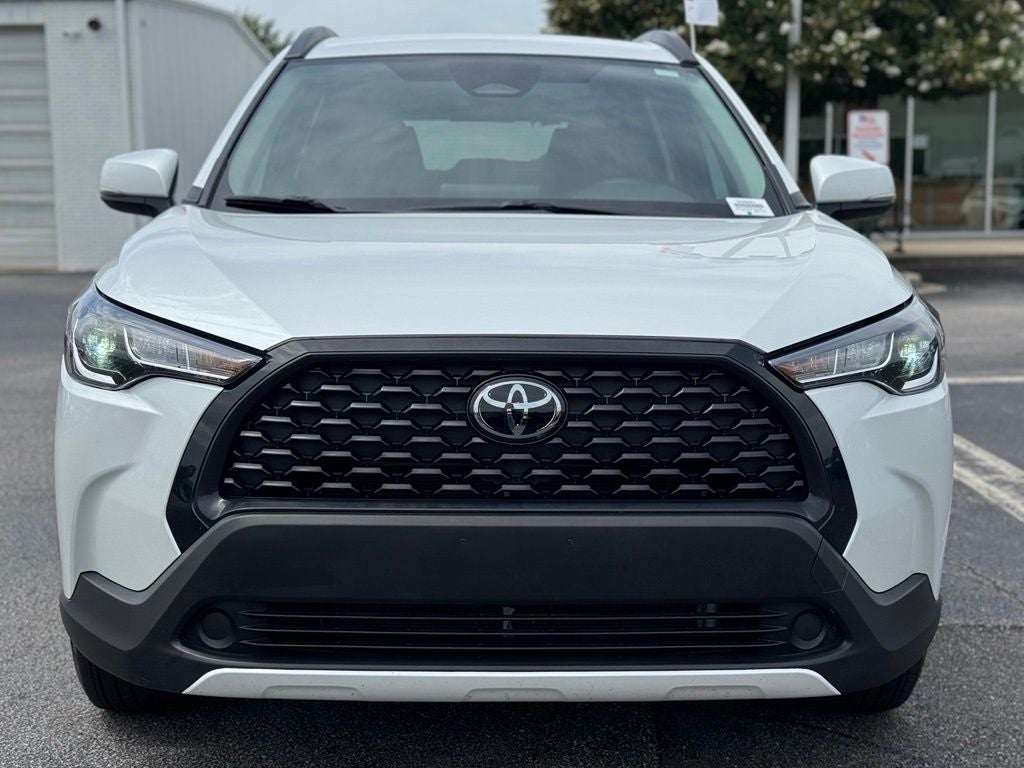2024 Toyota Corolla Cross LE