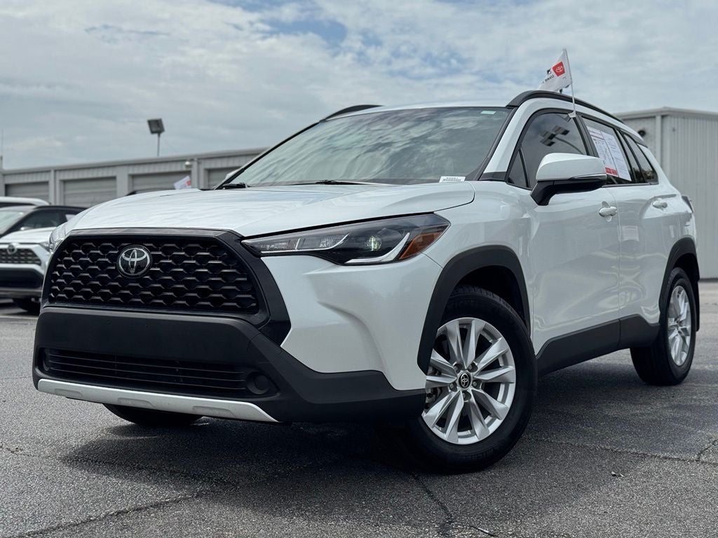 2024 Toyota Corolla Cross LE