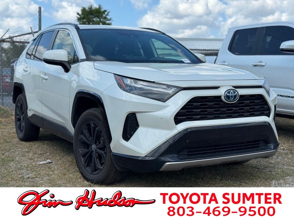 2022 Toyota RAV4 Hybrid SE
