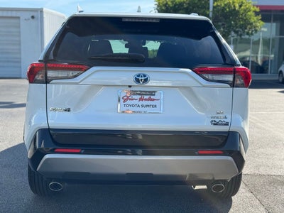 2022 Toyota RAV4 Hybrid SE