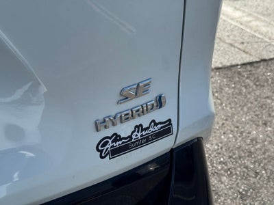 2022 Toyota RAV4 Hybrid SE