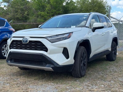 2022 Toyota RAV4 Hybrid SE