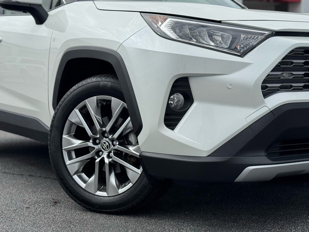 2020 Toyota RAV4 Limited