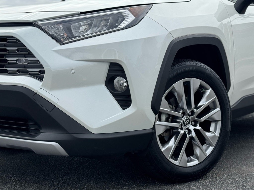 2020 Toyota RAV4 Limited
