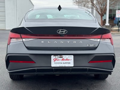 2024 Hyundai Elantra SEL
