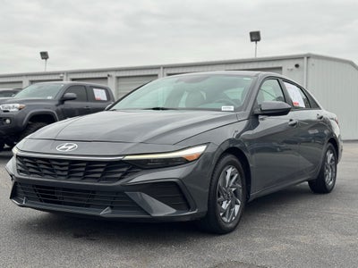 2024 Hyundai Elantra SEL