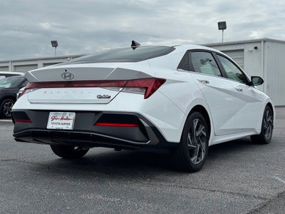 2025 Hyundai Elantra SEL Convenience
