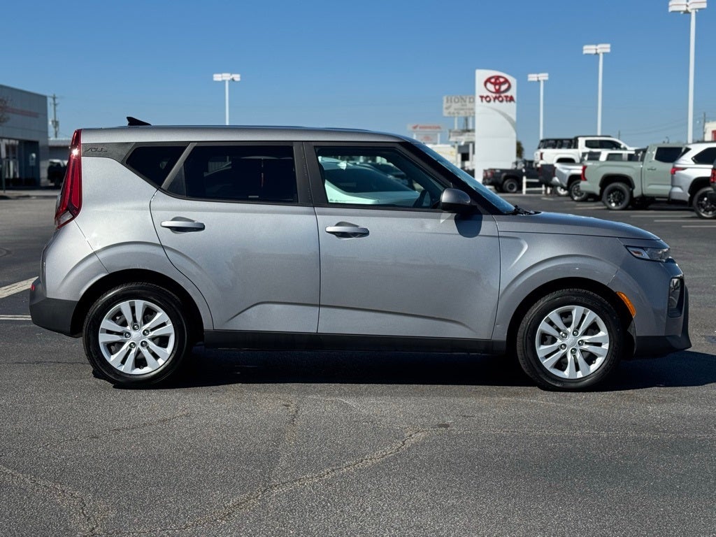 2022 Kia Soul LX