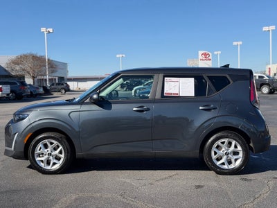 2024 Kia Soul LX