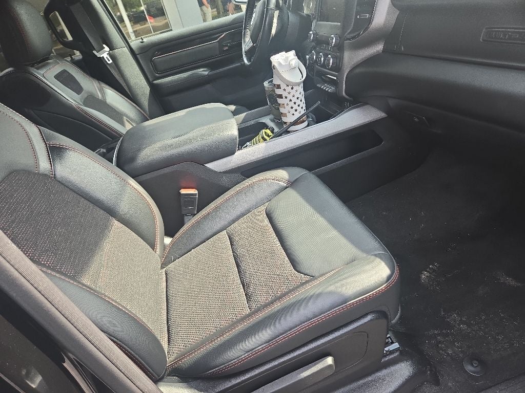 2022 RAM 1500 Big Horn/Lone Star BUILT TO SERVE EDITION