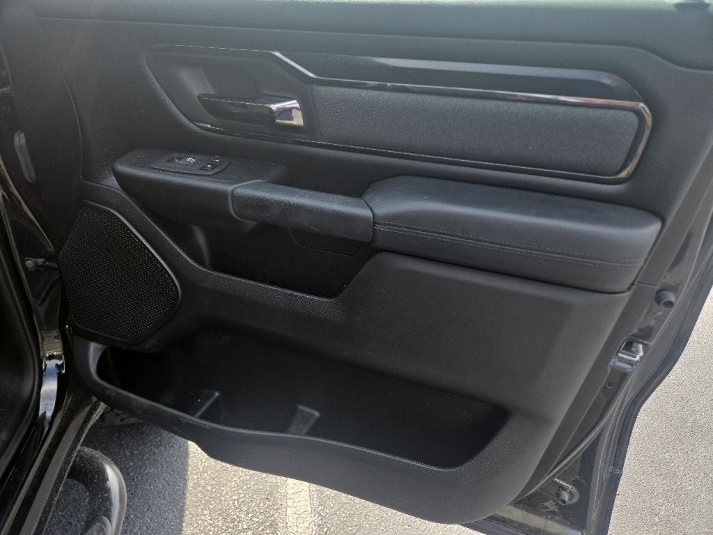 2022 RAM 1500 Big Horn/Lone Star BUILT TO SERVE EDITION