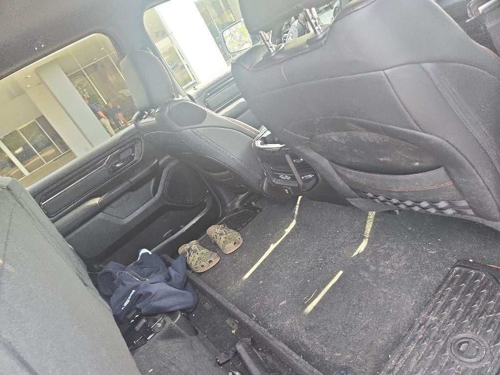 2022 RAM 1500 Big Horn/Lone Star BUILT TO SERVE EDITION