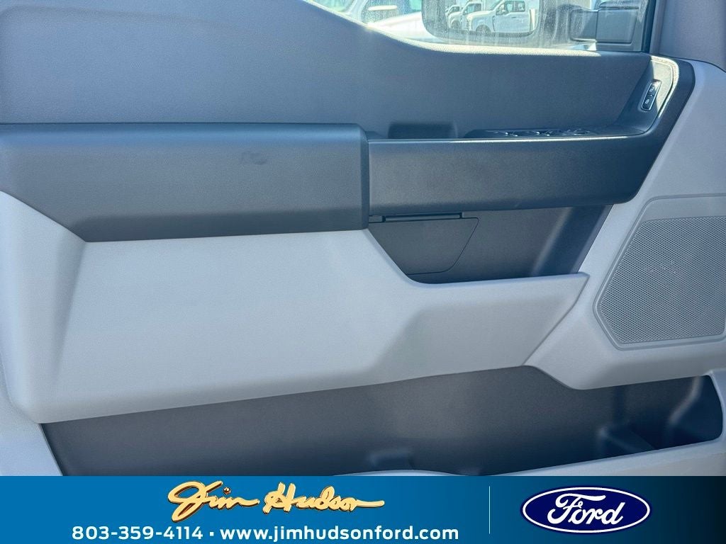 2025 Ford F-350SD XL DRW