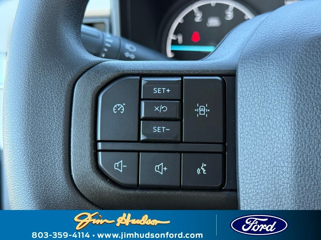 2026 Ford F-600SD XL