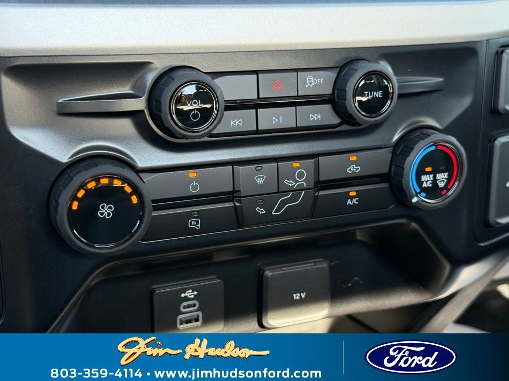 2026 Ford F-600SD XL