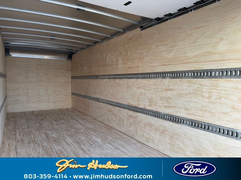 2025 Ford F-650SD 26FT MORGAN BOX W/ LIFTGATE