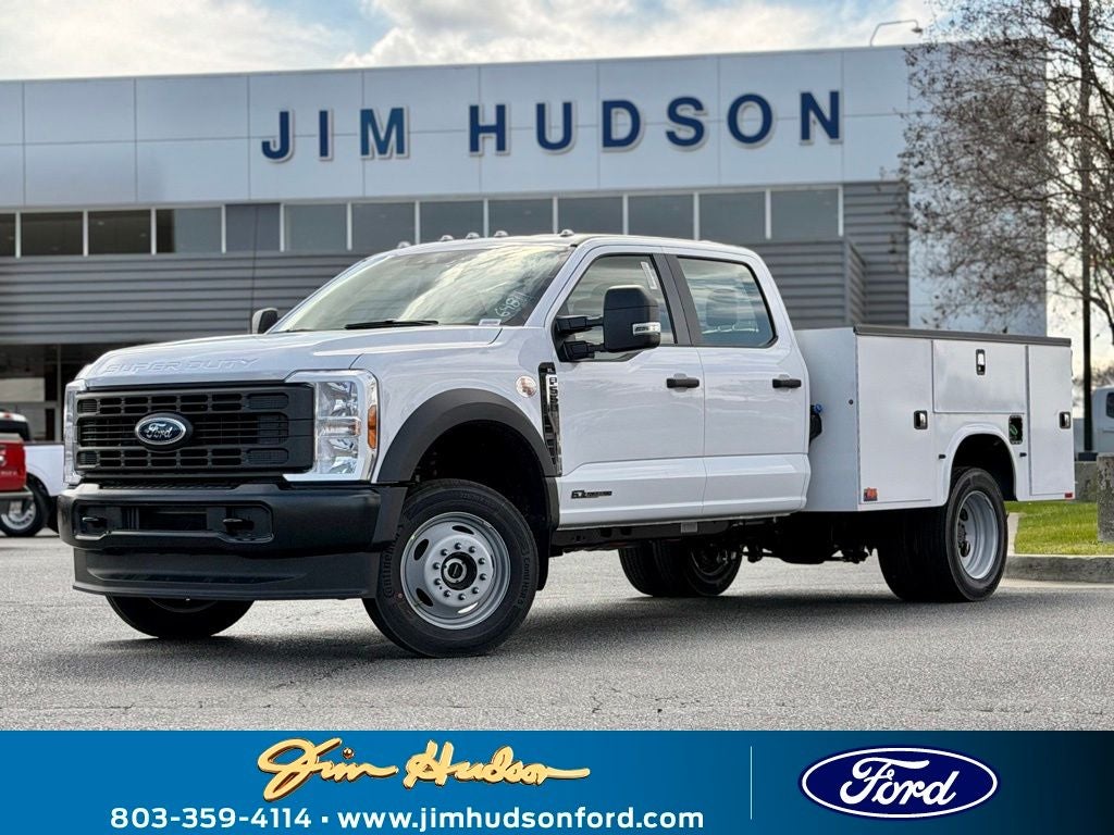 2026 Ford F-550 Super Duty Chassis Cab XL