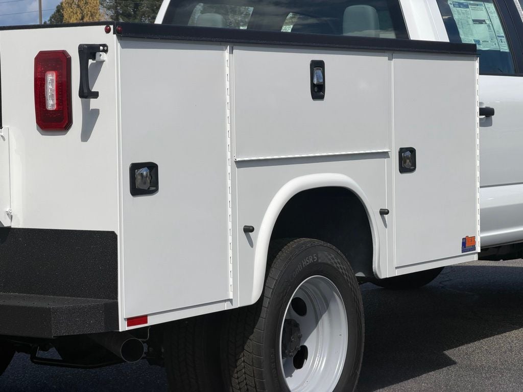 2026 Ford F-550SD XL DRW