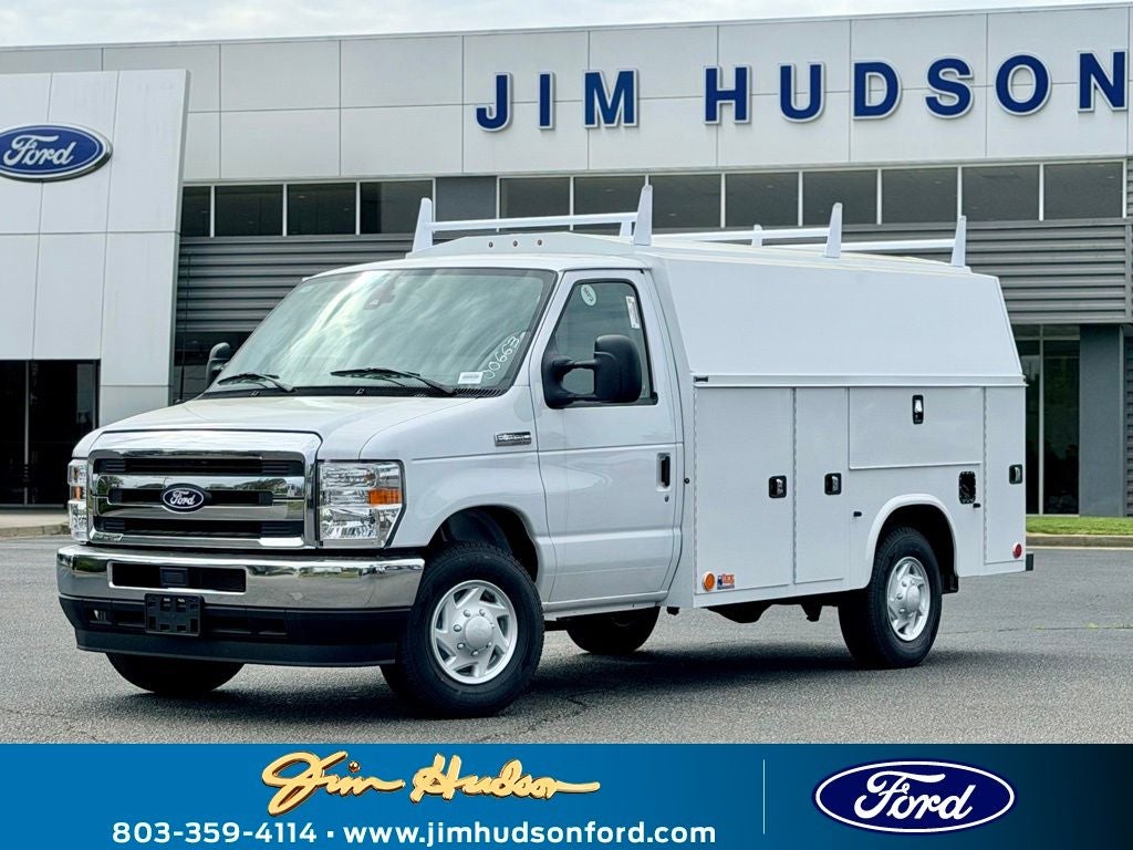 2027 Ford E-350SD Base Cutaway