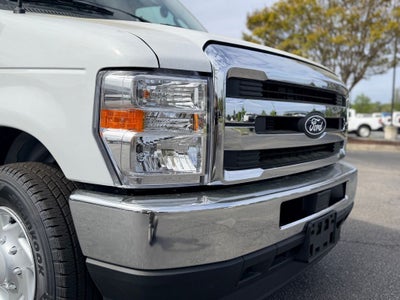 2027 Ford E-350SD Base Cutaway