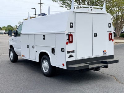 2027 Ford E-350SD Base Cutaway