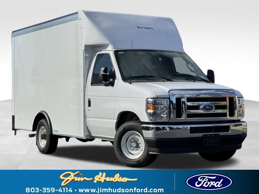 2025 Ford E-350SD Base Cutaway