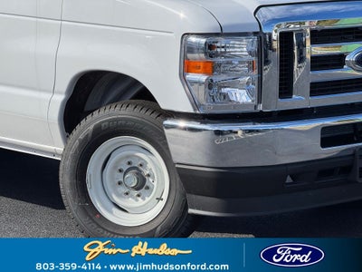 2025 Ford E-350SD Base Cutaway