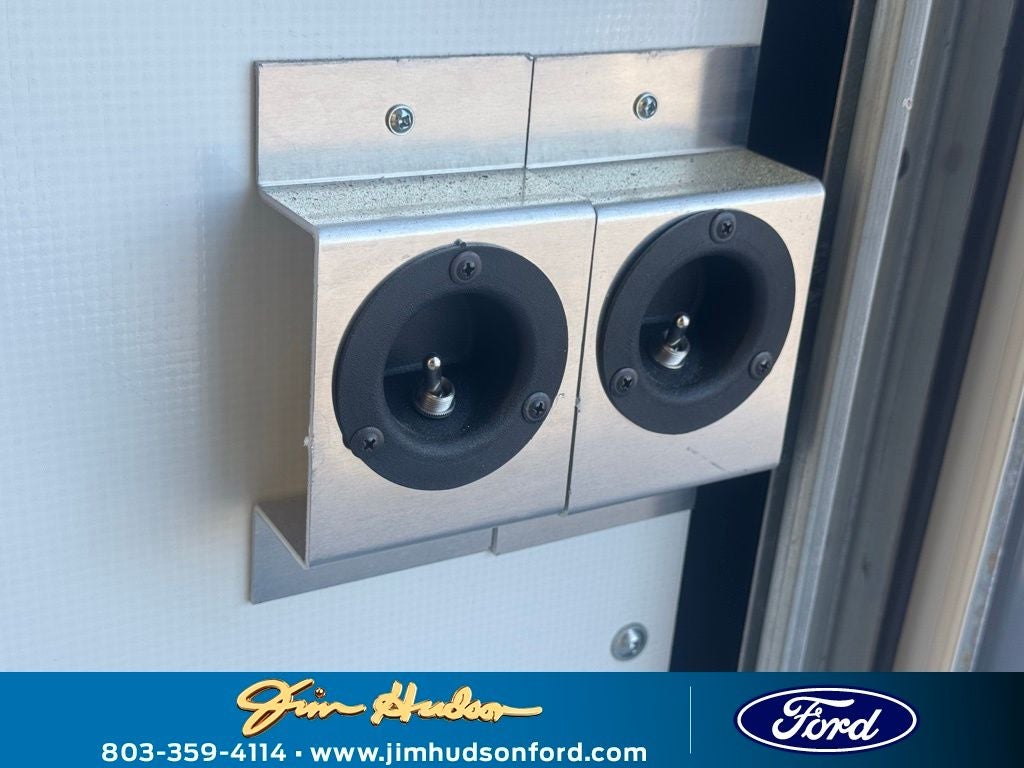 2025 Ford E-350SD Base Cutaway