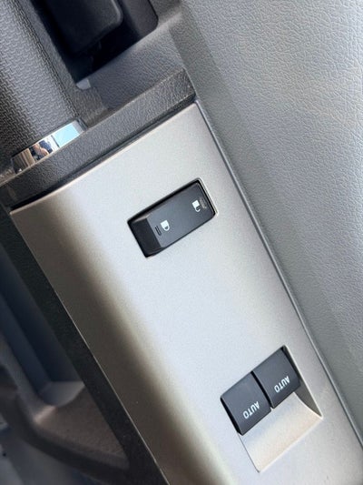 2027 Ford F-750SD Base