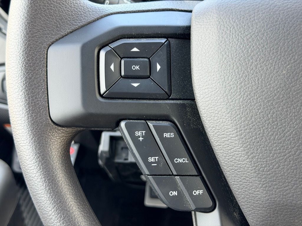 2027 Ford F-750SD Base