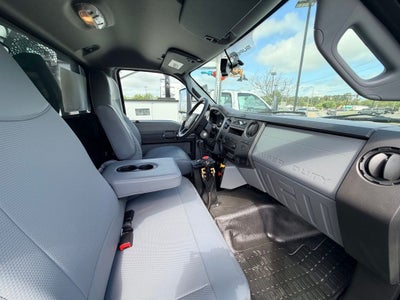 2027 Ford F-750SD Base