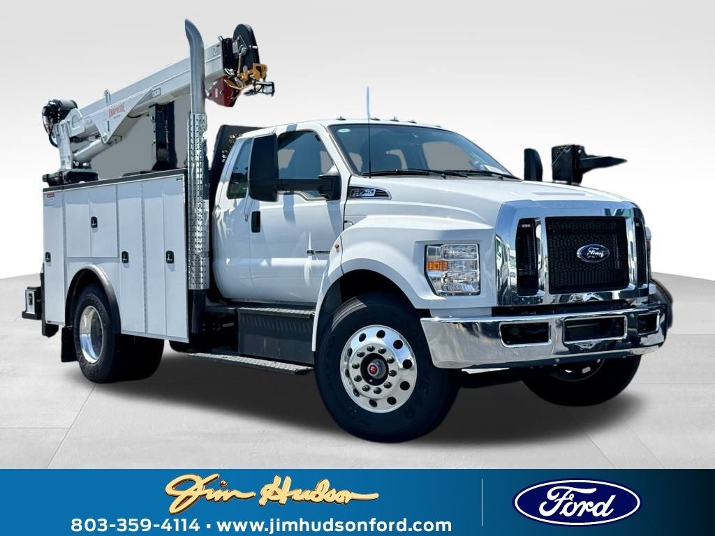 2026 Ford F-750SD Base