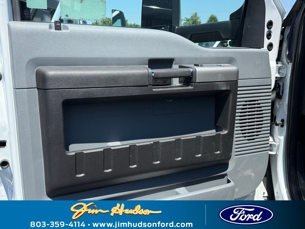 2026 Ford F-750SD Base