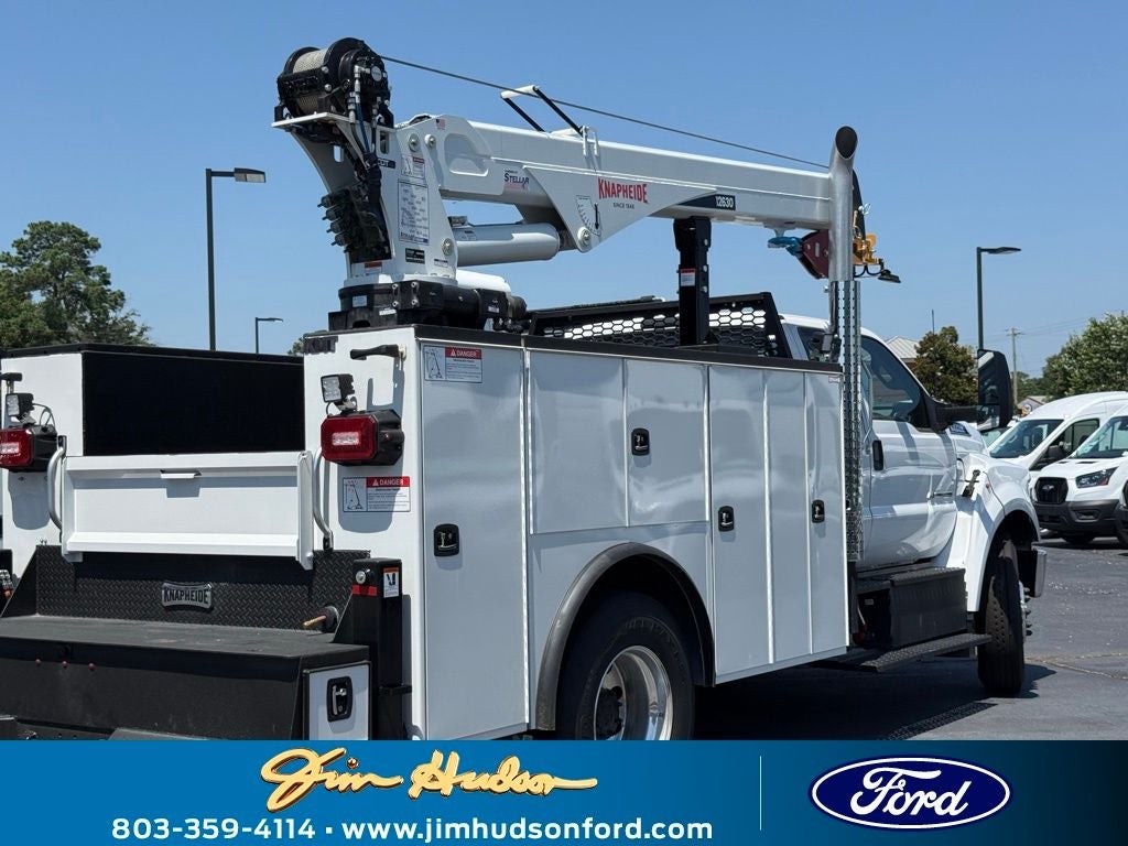 2026 Ford F-750SD Base