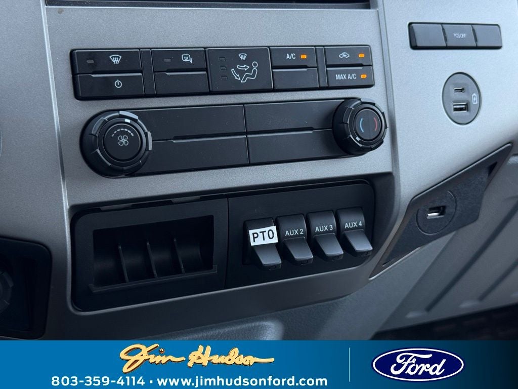 2026 Ford F-750SD Base