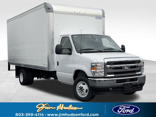 2026 Ford E-450SD Base