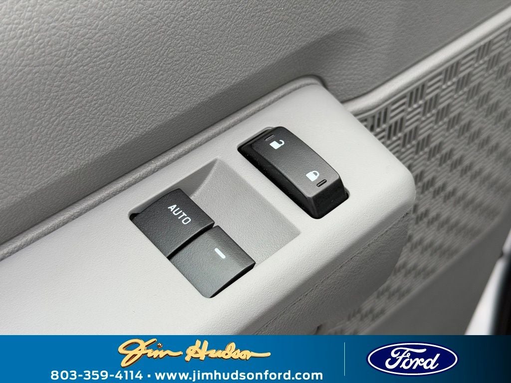2026 Ford E-450SD Base