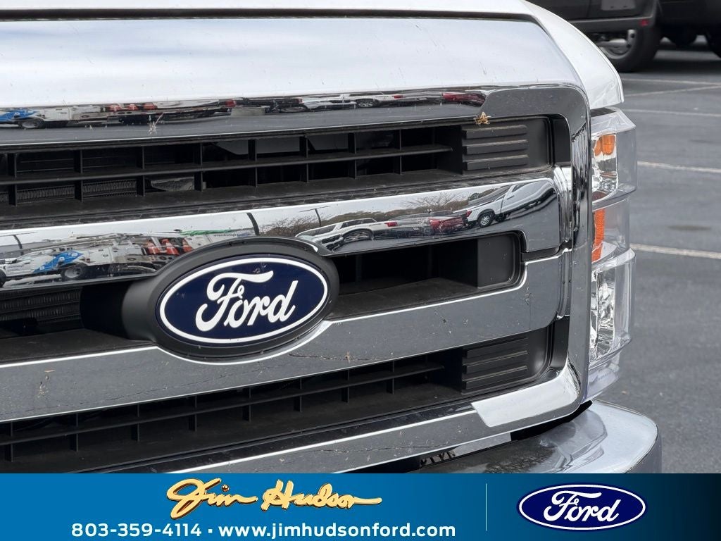 2026 Ford E-450SD Base